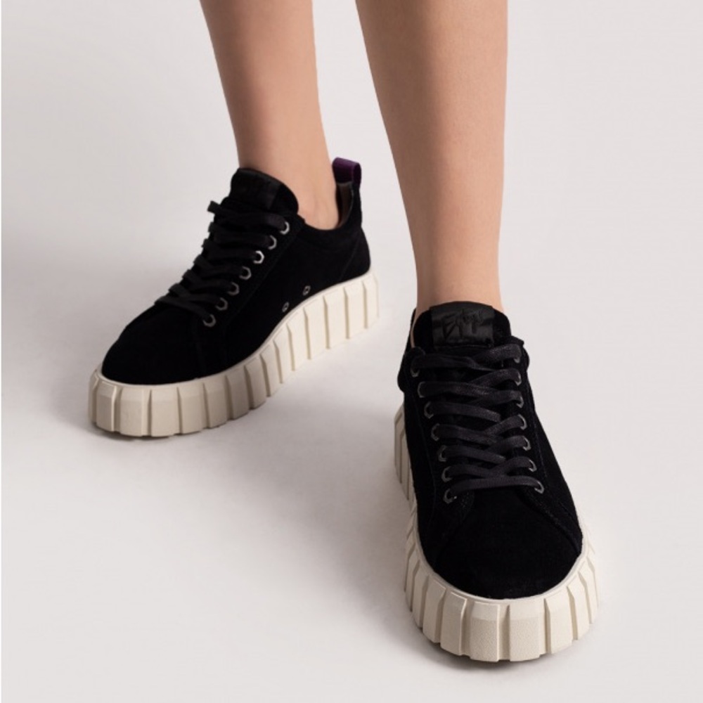 Eytys Platform Black Suede Odessa Sneakers- Unisex